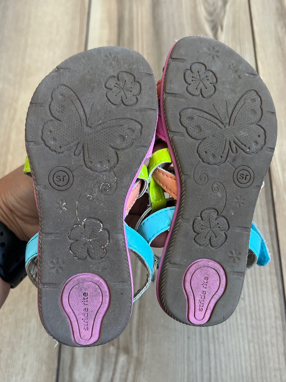 Stride Rite "Lil Nandini" toddler sandals - Picture 4 of 8